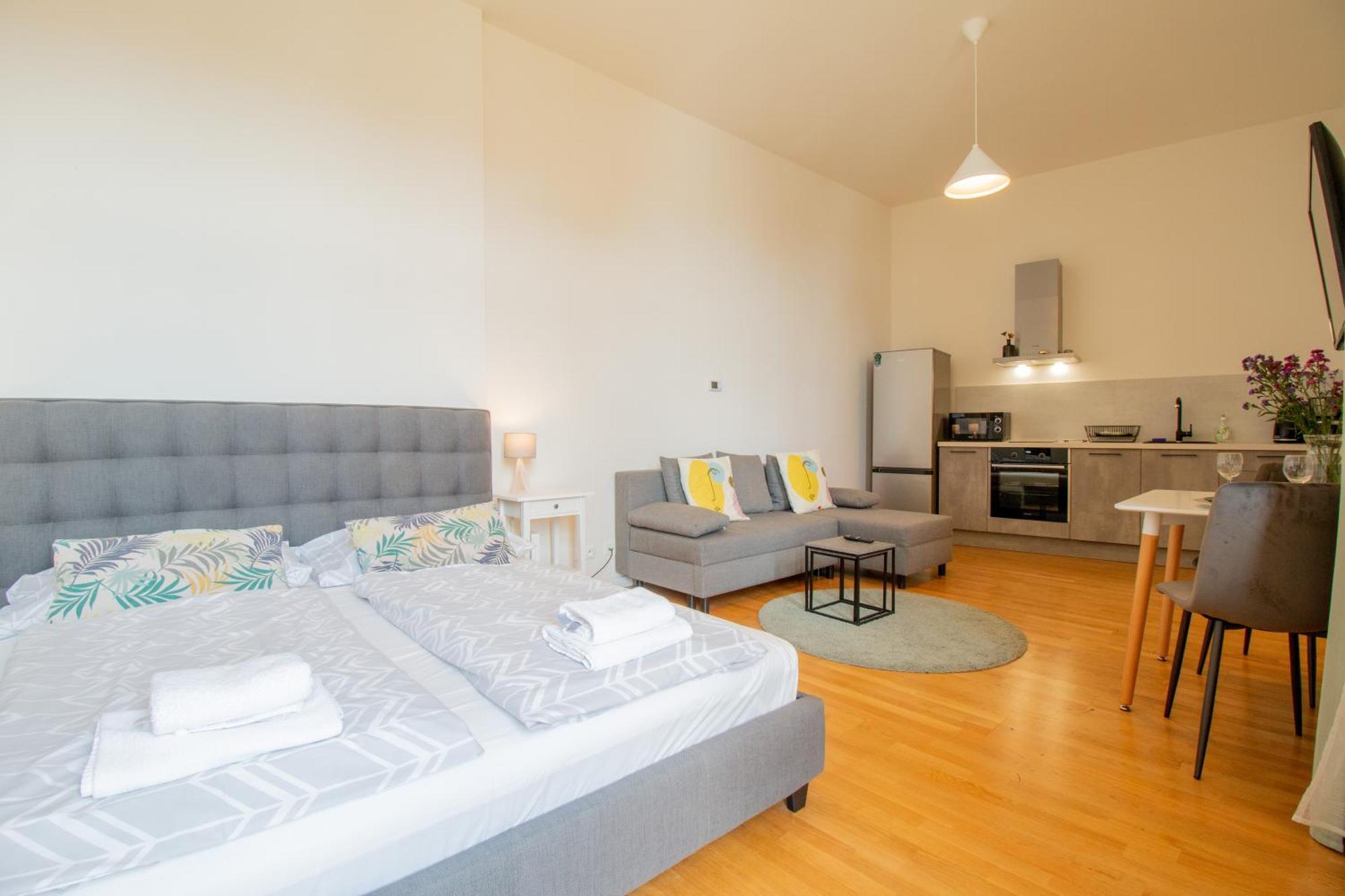 Stepanska Cr Apartments Прага Екстер'єр фото