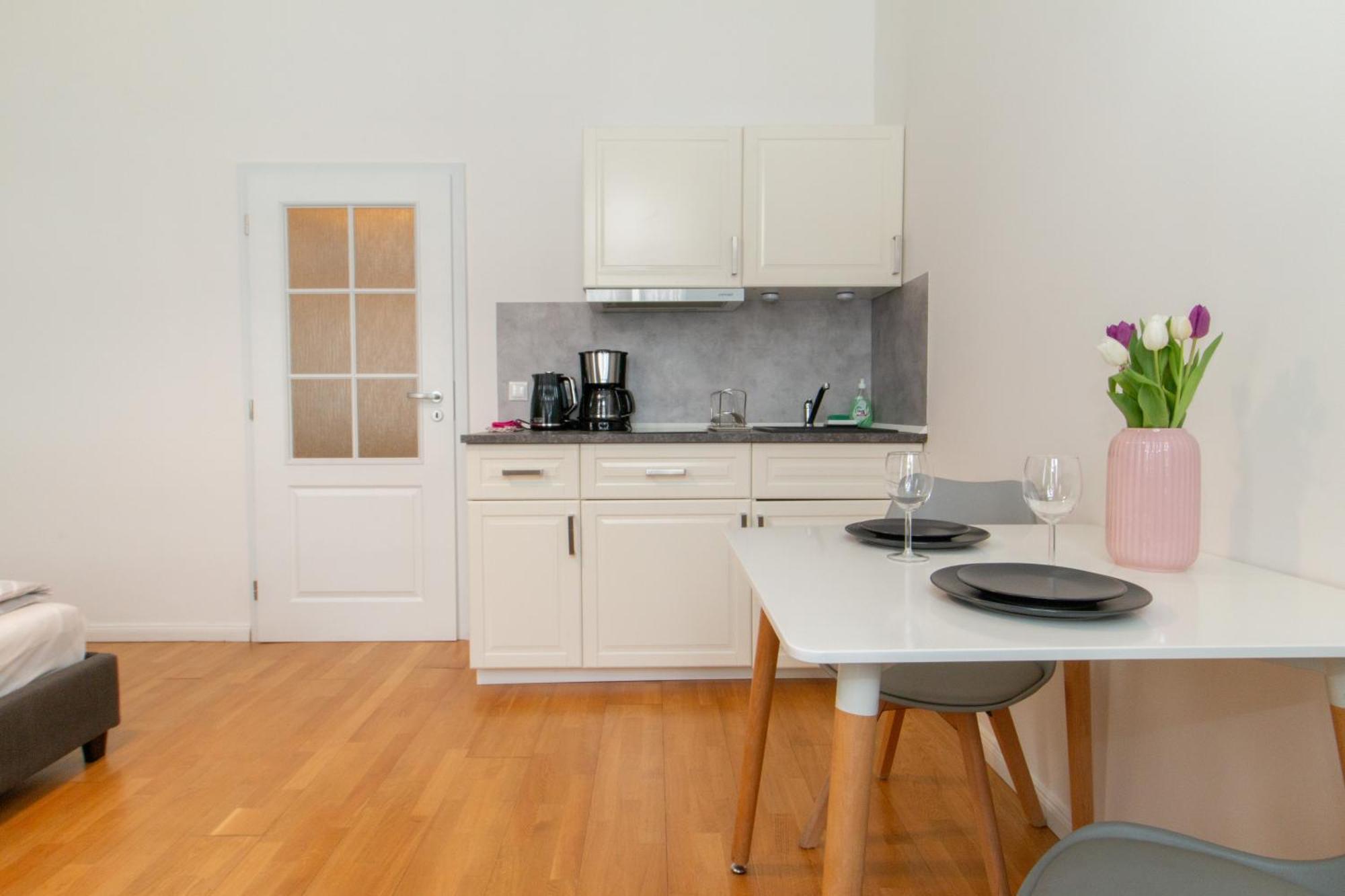 Stepanska Cr Apartments Прага Екстер'єр фото